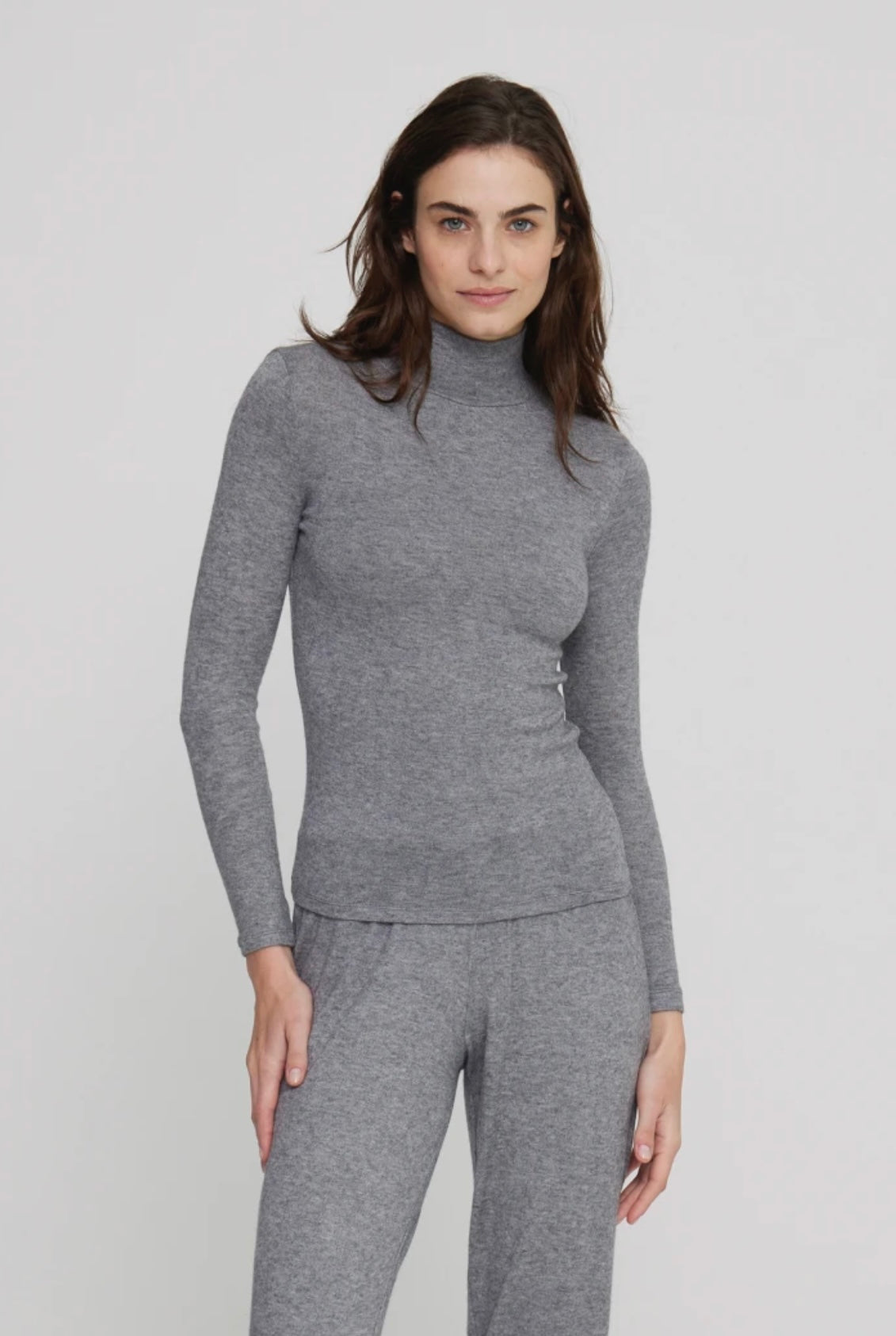 Noidinotte 1171 viscose turtleneck