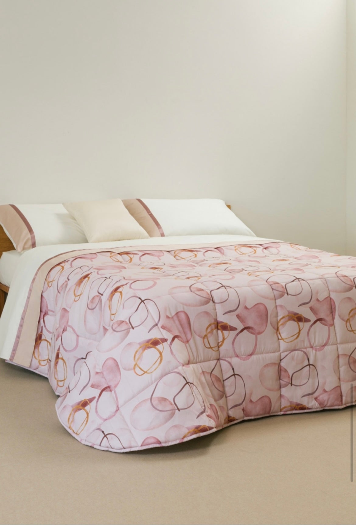 Neith Double Quilt RONA